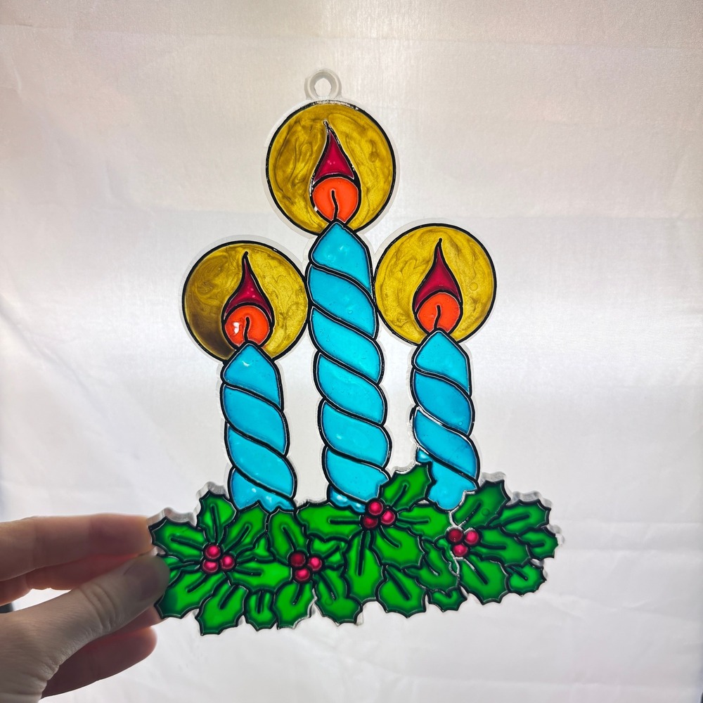 Vtg Plastic Christmas Holiday Suncatcher Blue Candles Image Holly 8x6.5‎ inches